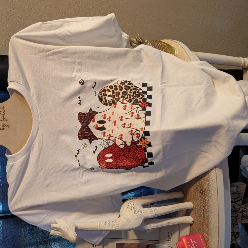 Gildan White Tee with Ghost Print - Picture 5 of 8